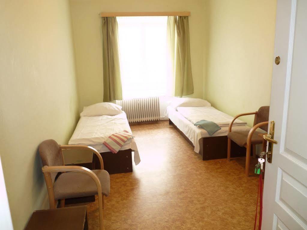 Ats Hostel Jednota ปราก ภายนอก รูปภาพ